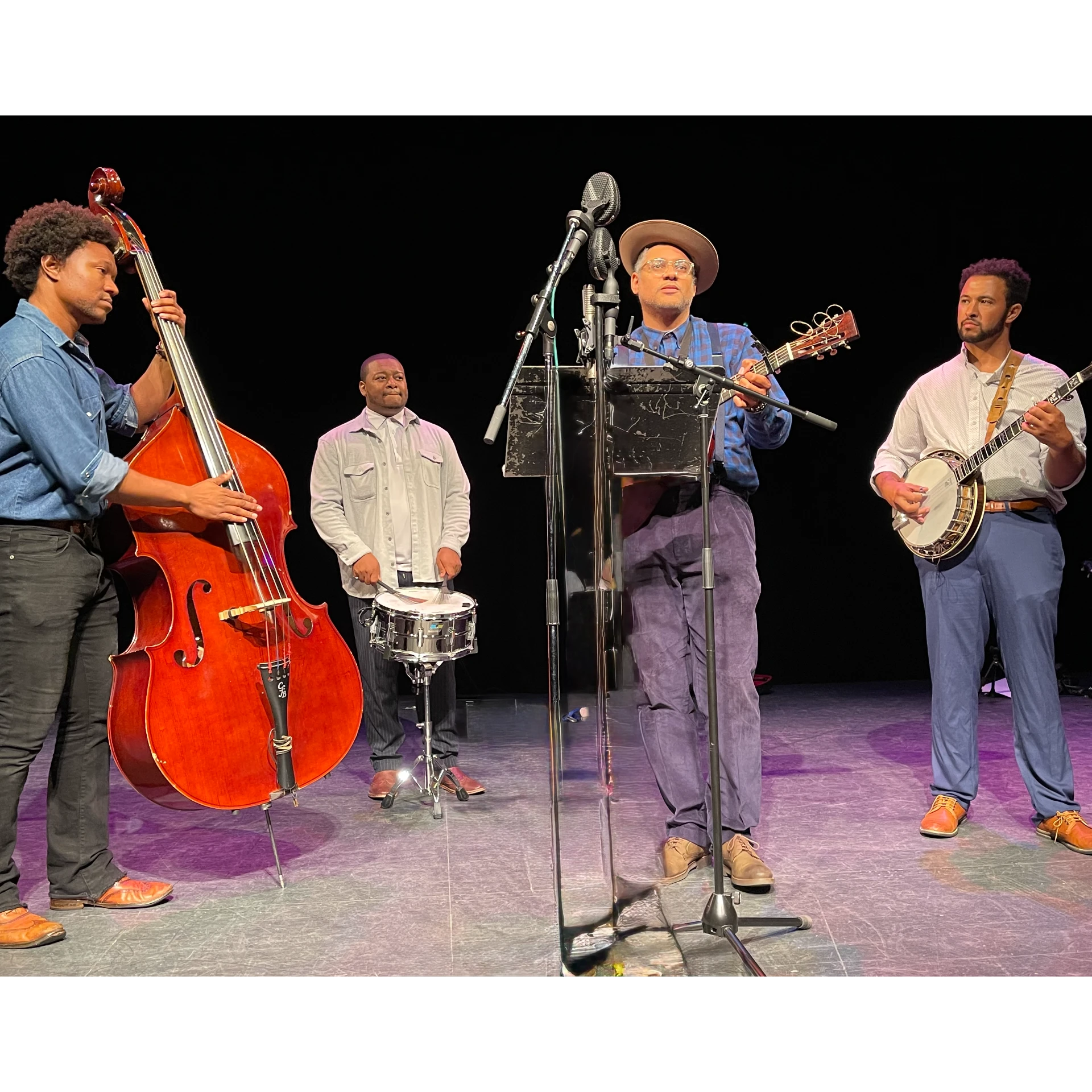 Dom Flemons and The Traveling Wildfires